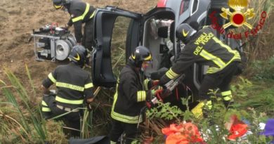 Incidente stradale a Corciano: due i feriti estratti dalle lamiere